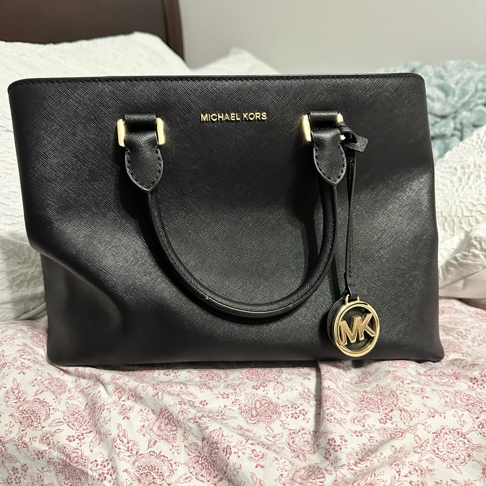 Michael kors saffiano satchel